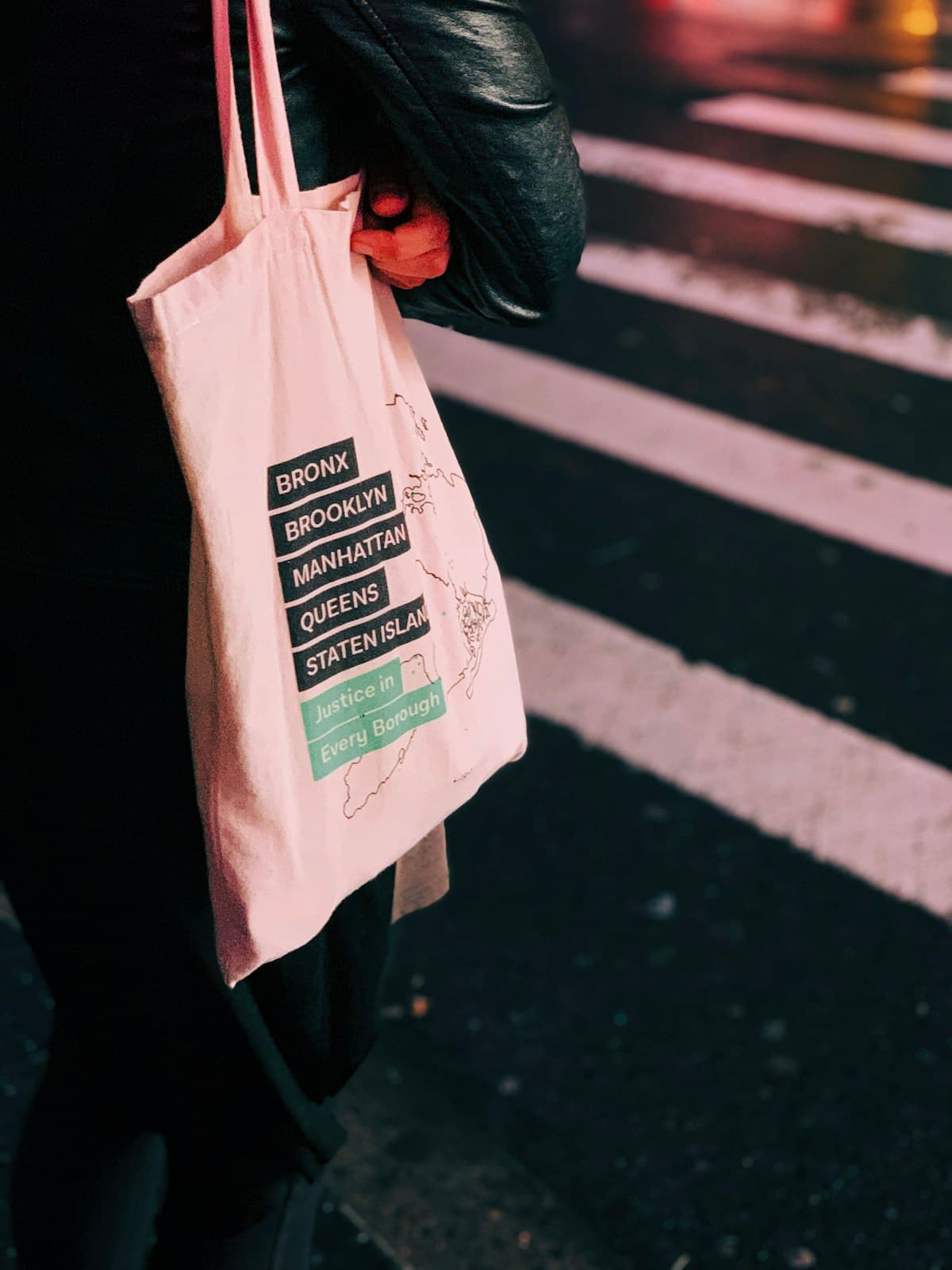 Tote bags & shopping bags