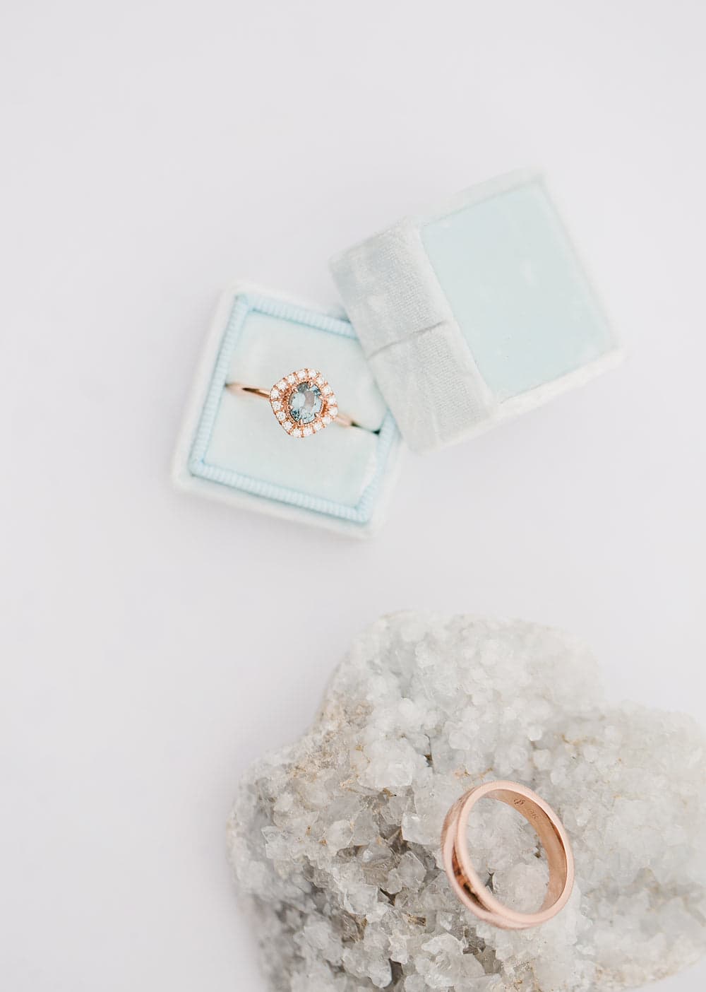 Jewelry boxes & display packaging
